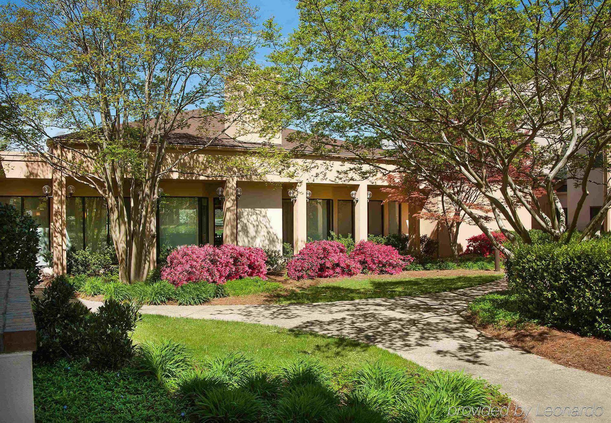 Hotel Courtyard Charlotte Arrowood Extérieur photo